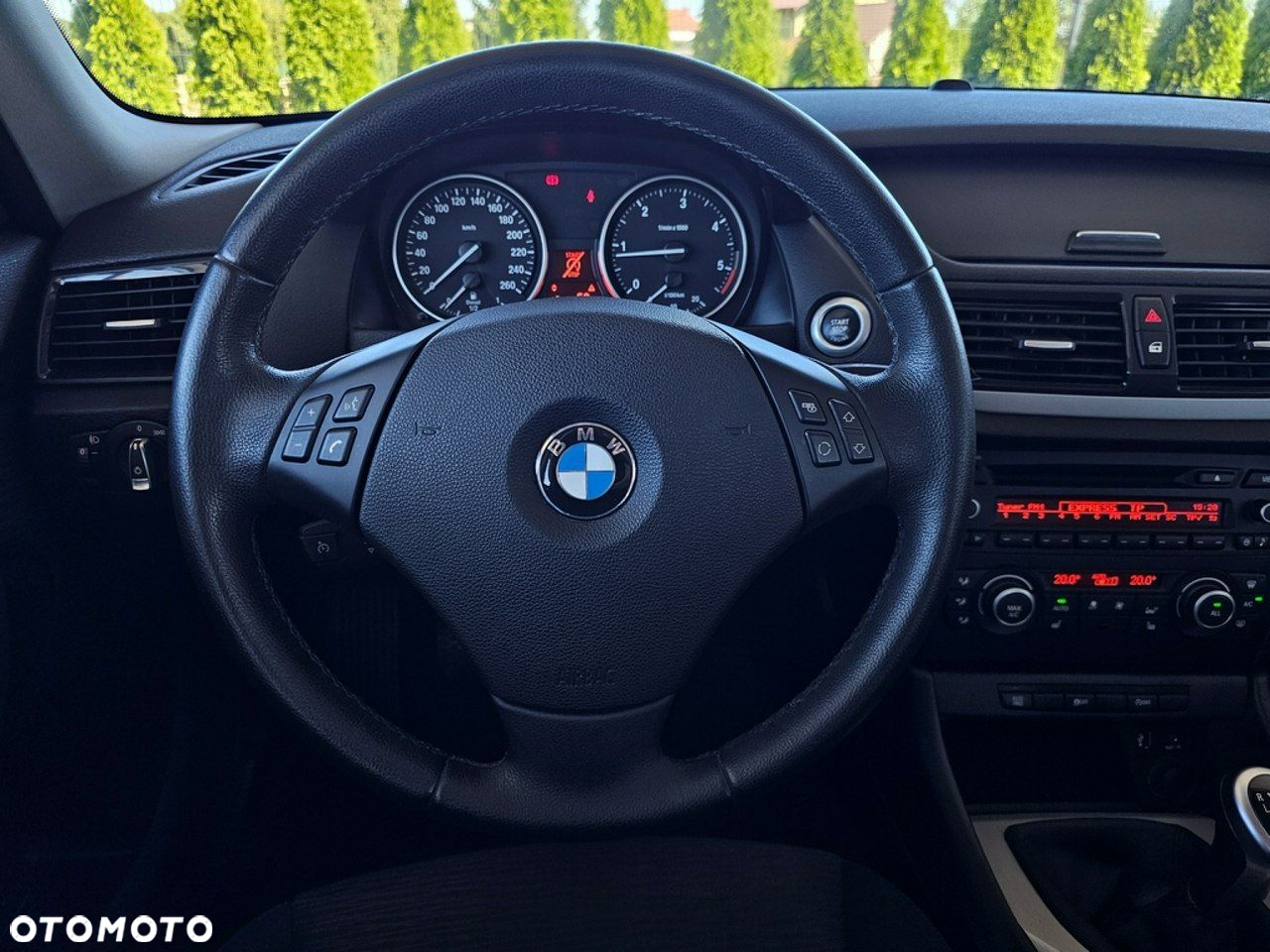 BMW X1 - 15