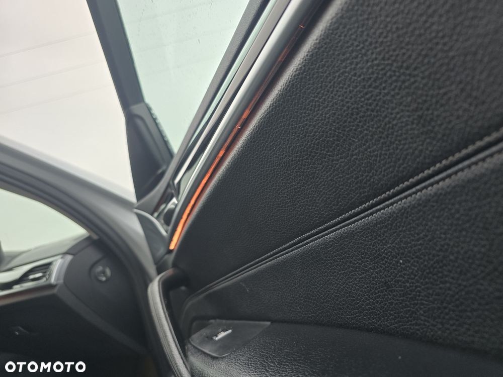 BMW Seria 5 520d - 29