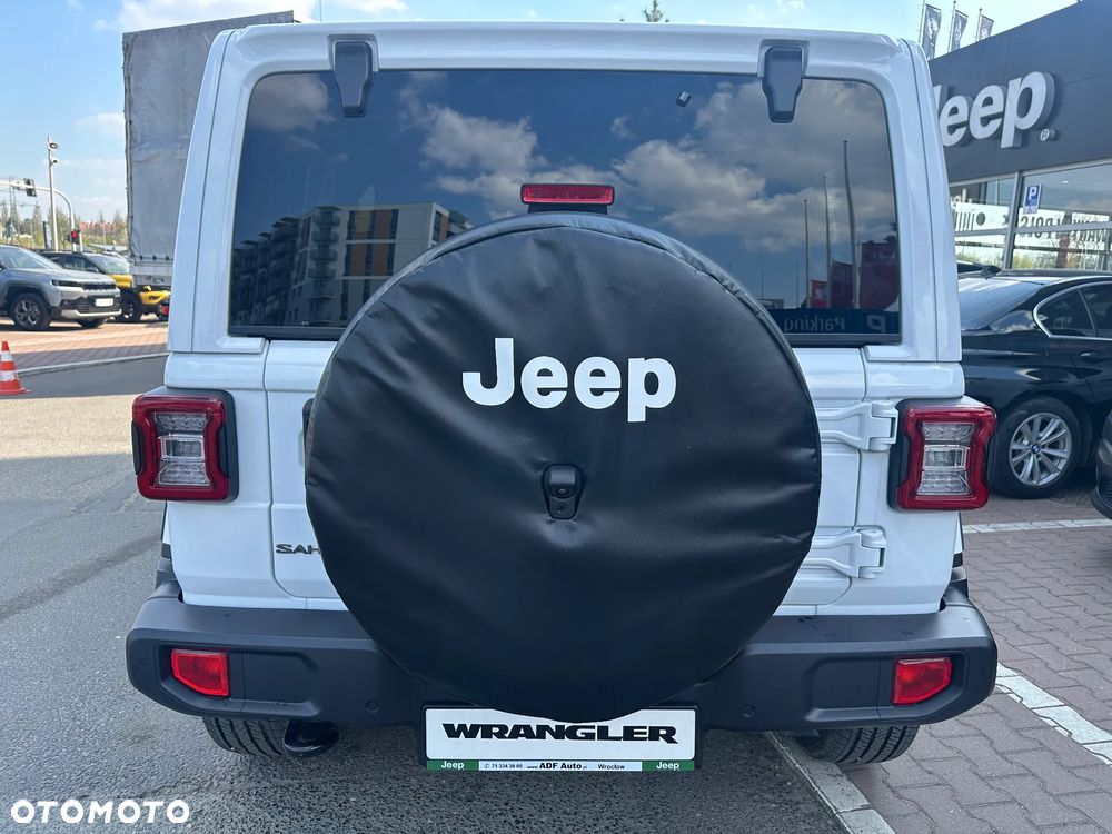 Jeep Wrangler Unlimited GME 2.0 Turbo Sahara - 6