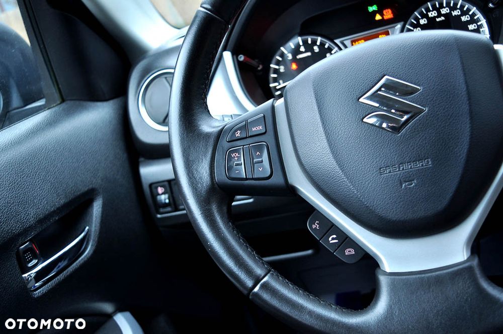 Suzuki Vitara 1.6 (4x2) Comfort - 25