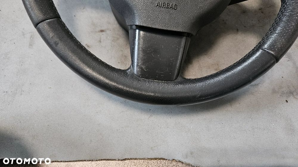 Kierownica multifunkcyjna skórzana airbag Opel Vectra C 2005r - 4