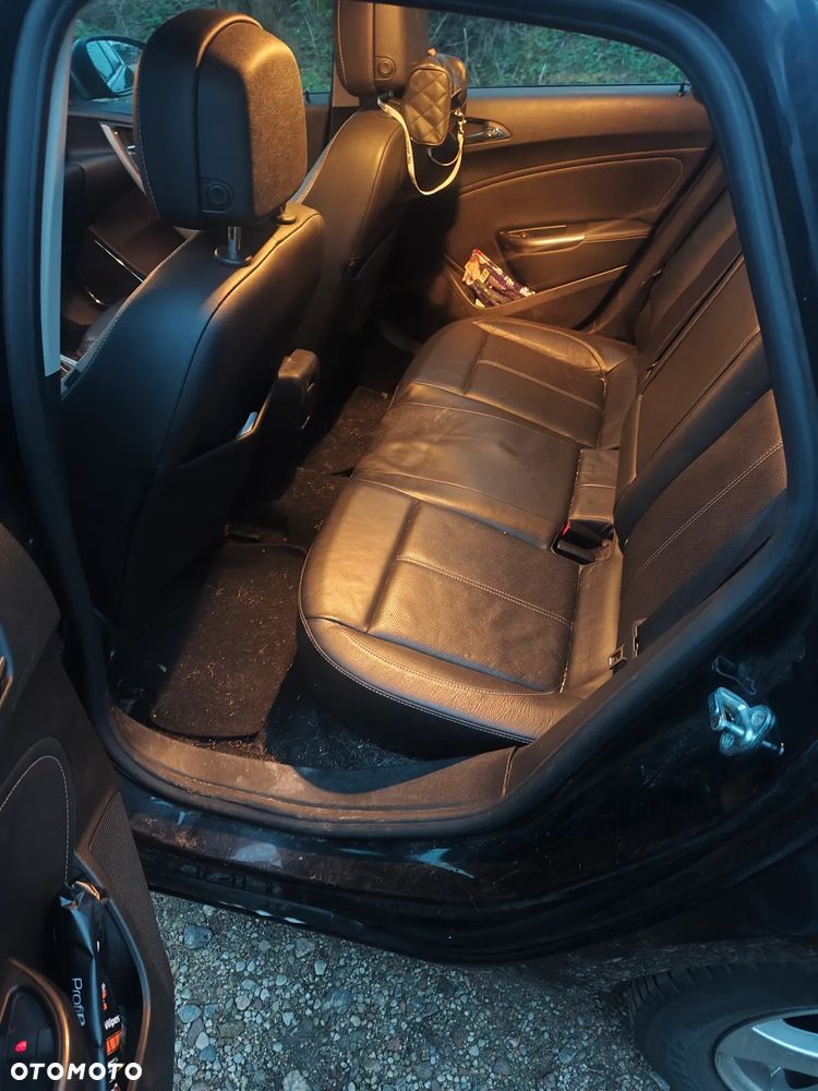 Opel Astra 1.6 T Cosmo - 15