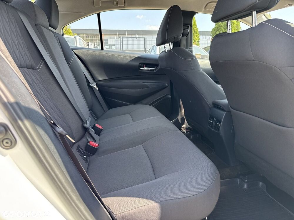 Toyota Corolla 1.8 Hybrid Comfort - 11