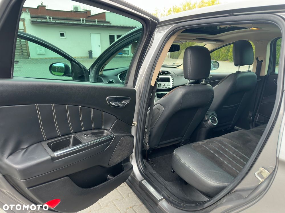 Lancia Delta 2.0 MultiJet 16v Platino - 8