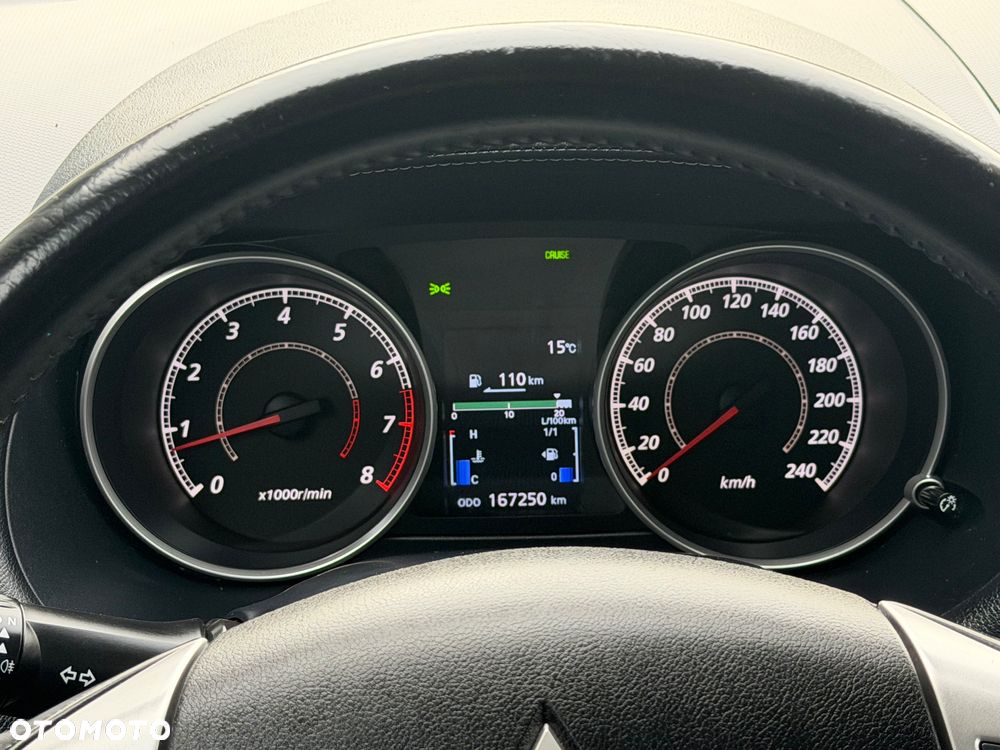 Mitsubishi Outlander 2.0 2WD Active - 31