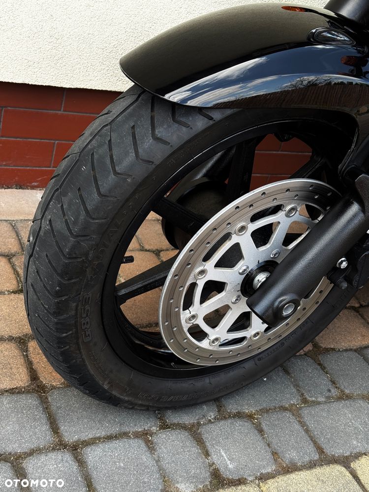 Suzuki VL 1500 Intruder LC - Boulevard C90 - 23