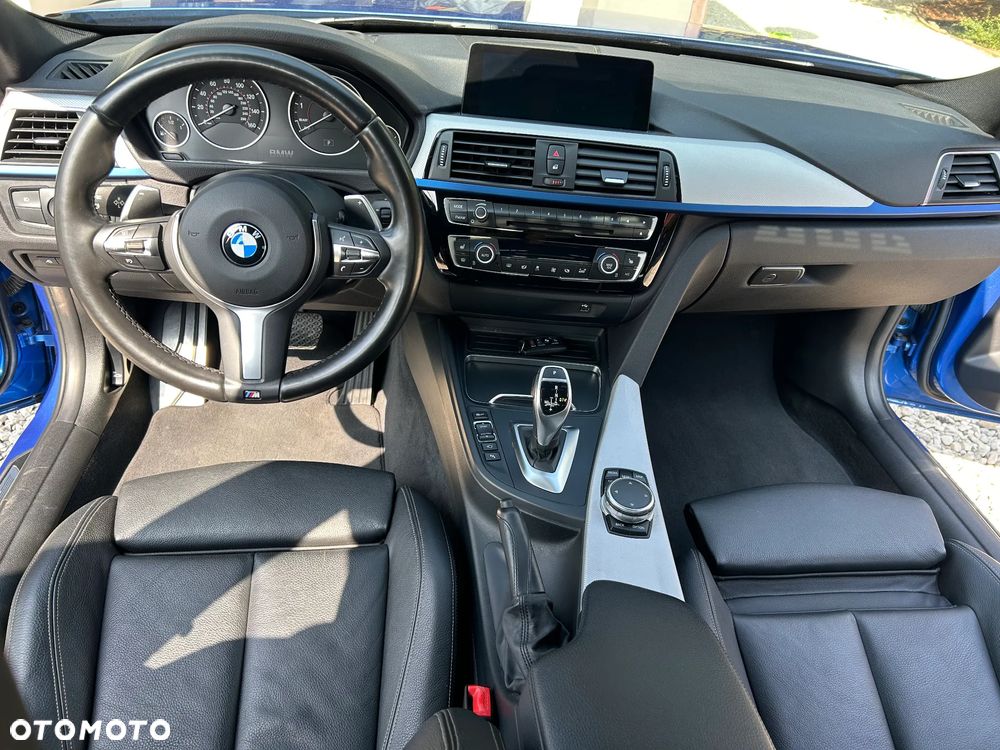 BMW Seria 3 340i M Sport - 11