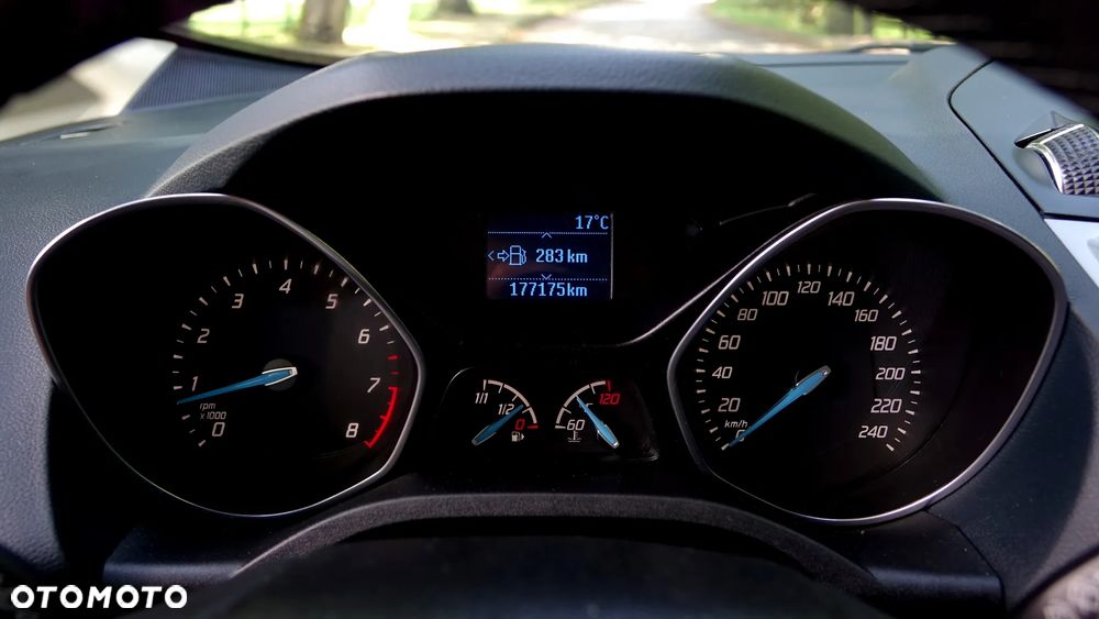 Ford Grand C-MAX - 16