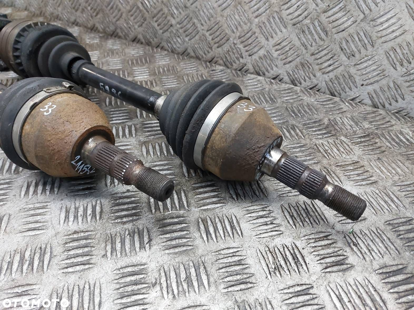 PÓŁOŚ LEWY PRZÓD + PRAWY PRZÓD 5B OPEL ASTRA H 1.7 CDTI - 2