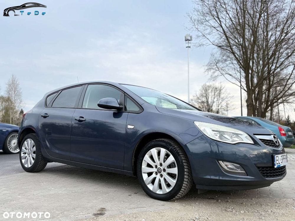 Opel Astra 2.0 CDTI Cosmo - 5