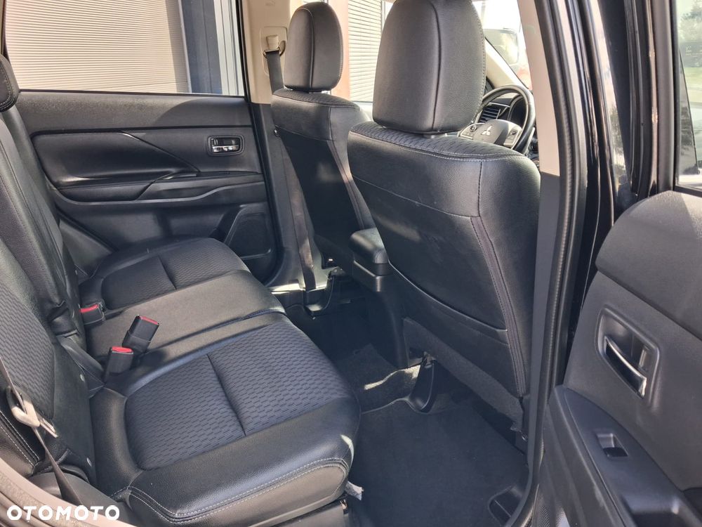 Mitsubishi Outlander 2.0 4WD CVT Edition+ - 4