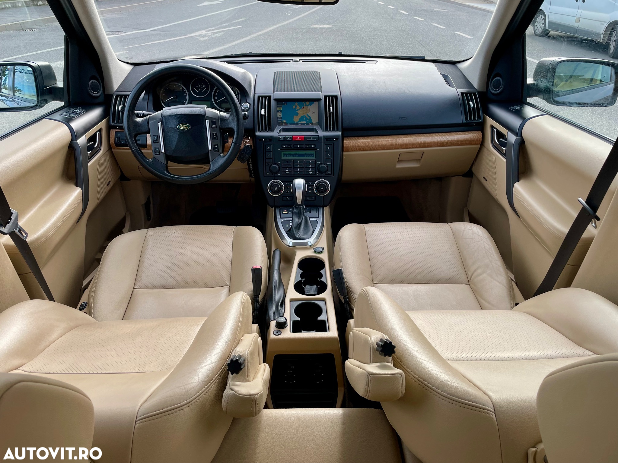 Land Rover Freelander - 24