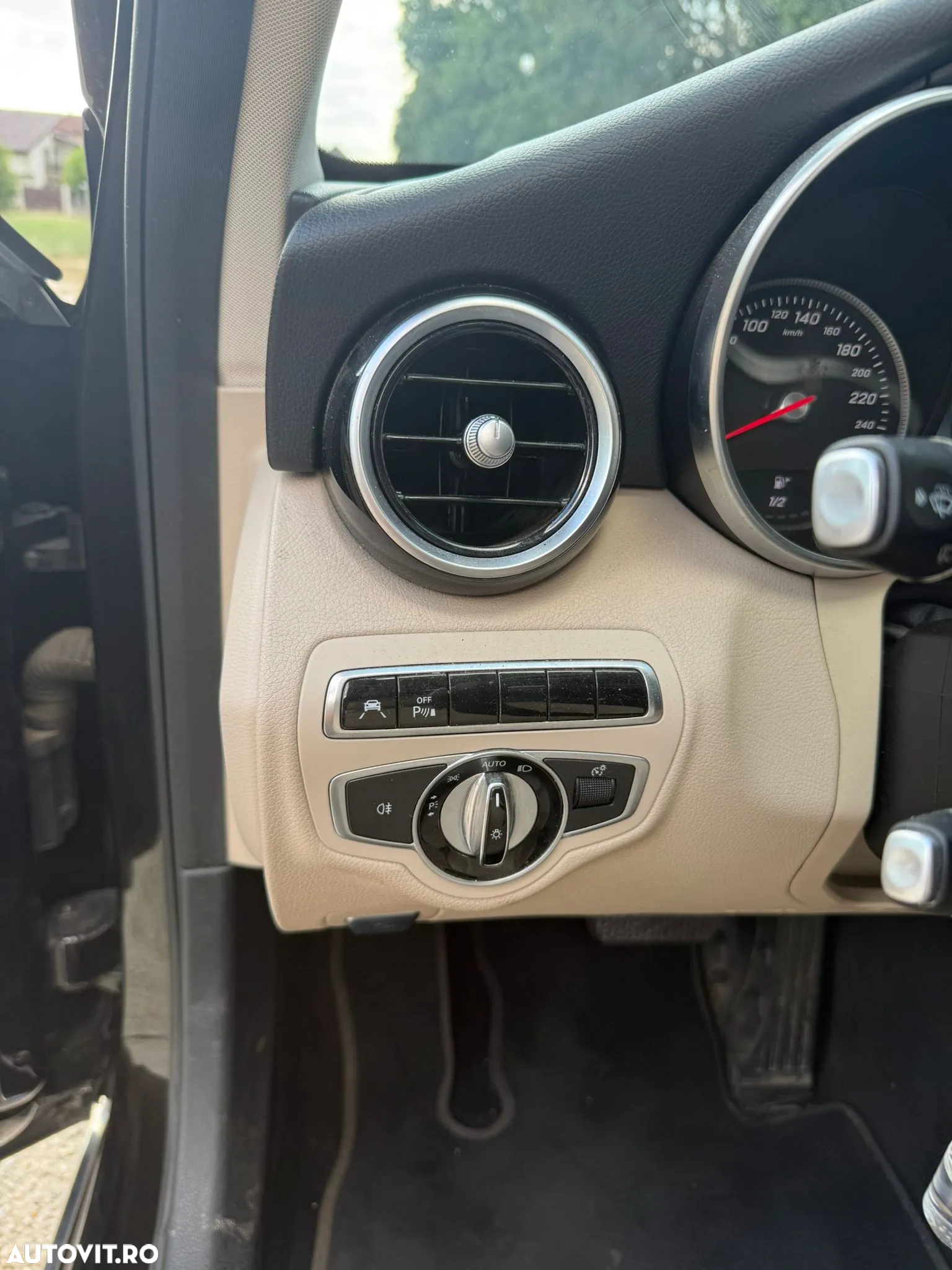 Mercedes-Benz C 220 (BlueTEC) d 7G-TRONIC Avantgarde - 16