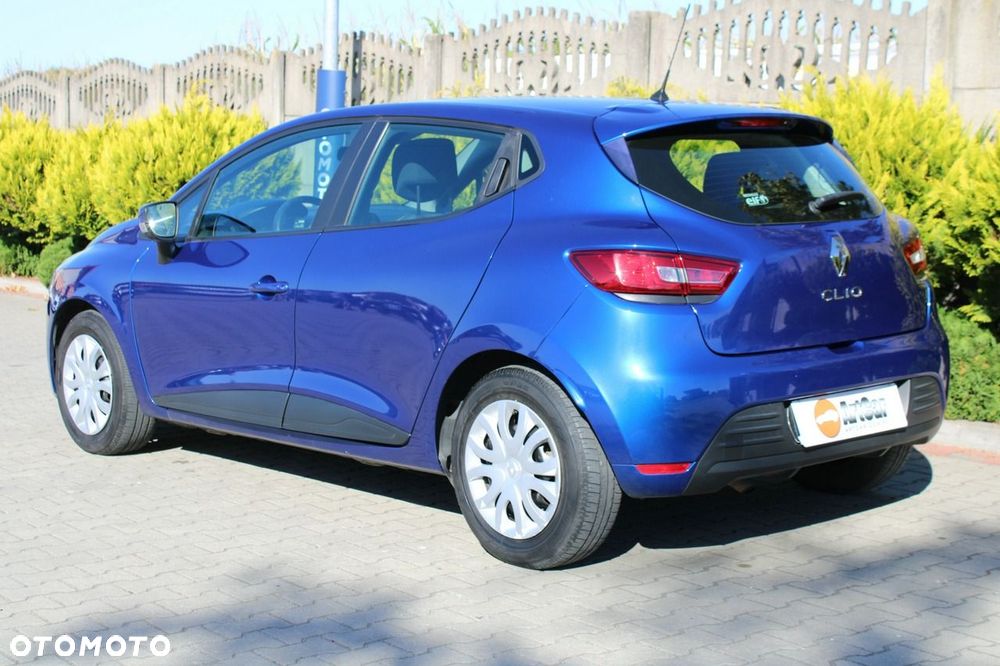 Renault Clio 1.2 16V 75 Business - 29