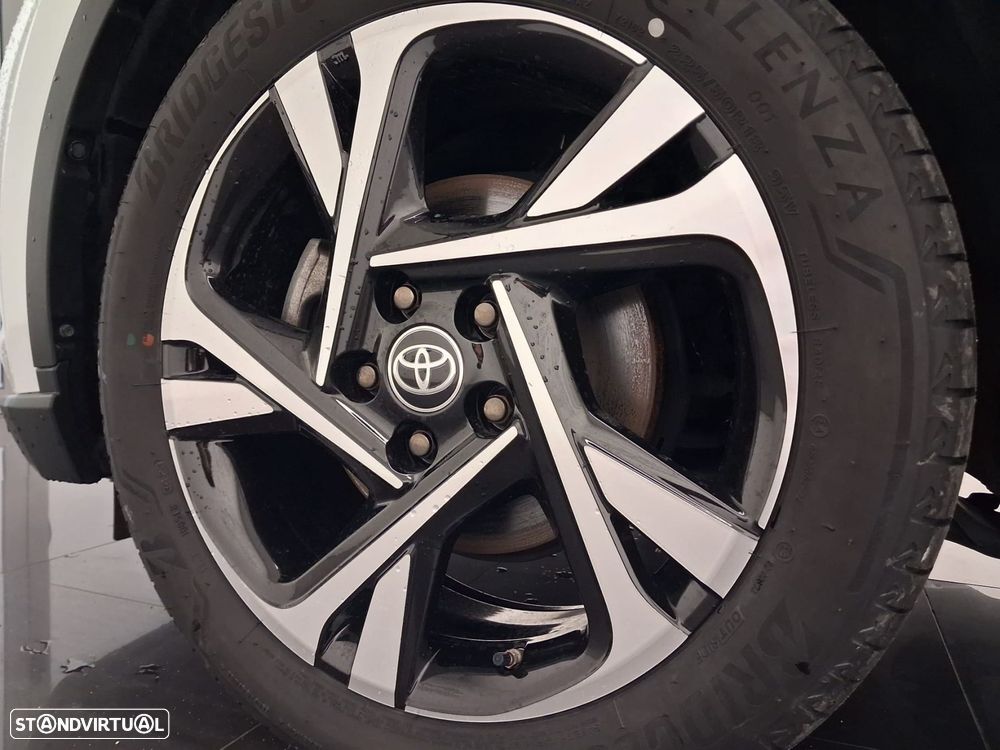 Toyota C-HR - 11