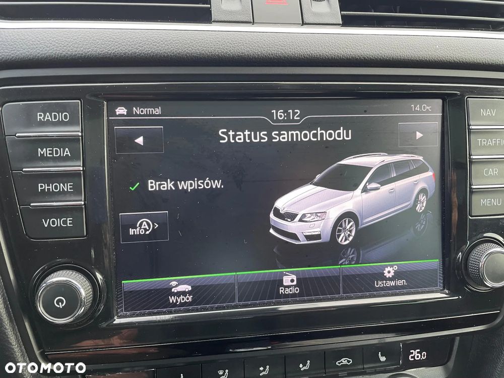 Skoda Octavia 2.0 TDI DSG RS - 16