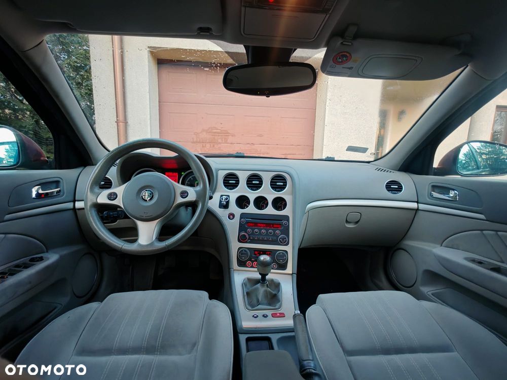 Alfa Romeo 159 2.2JTS Progression - 3