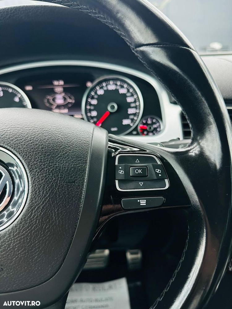 Volkswagen Touareg 3.0 V6 TDI Blue Motion DPF Automatik Exclusive - 35