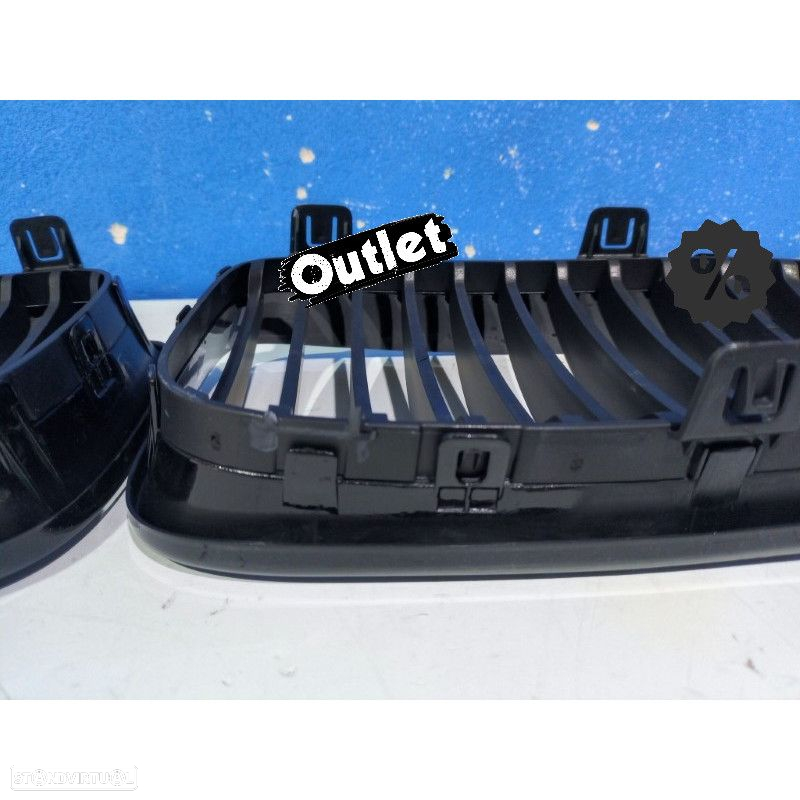 R100444C5 GRELHAS FRONTAIS BMW E46 BERLINA TOURING 01-05 PRETO BRILHANTE - 3
