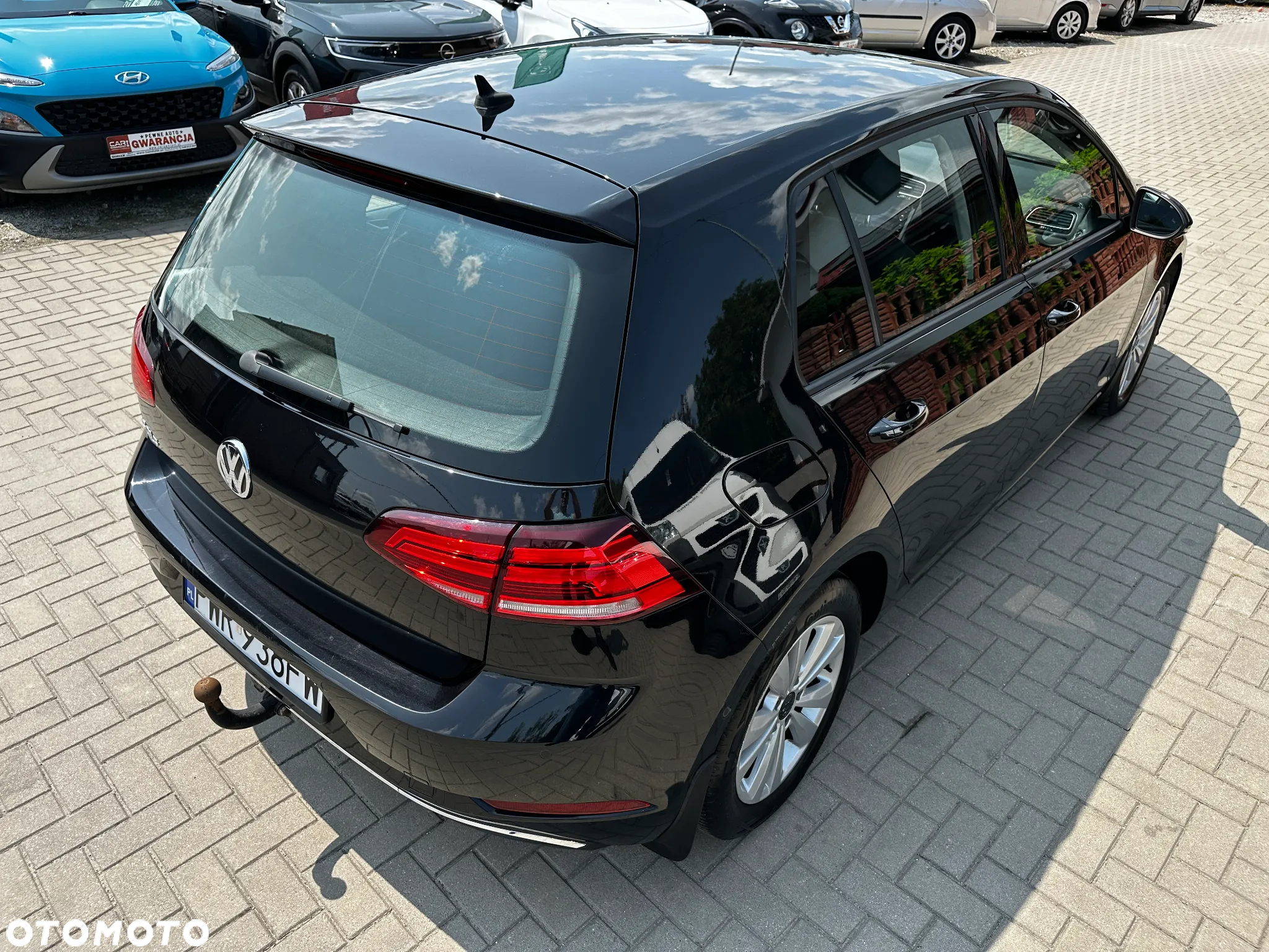 Volkswagen Golf - 37