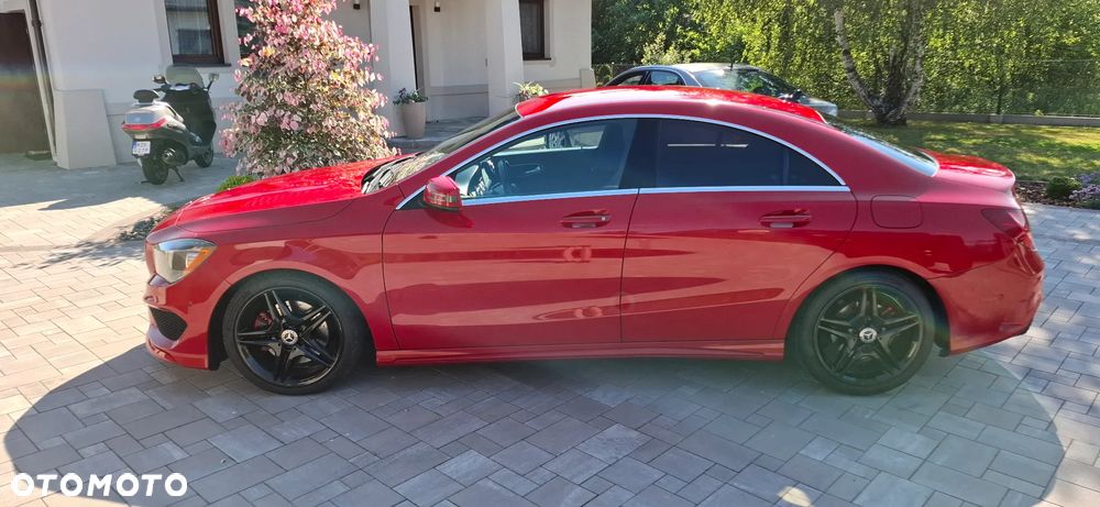 Mercedes-Benz CLA 250 4Matic 7G-DCT AMG Line - 2