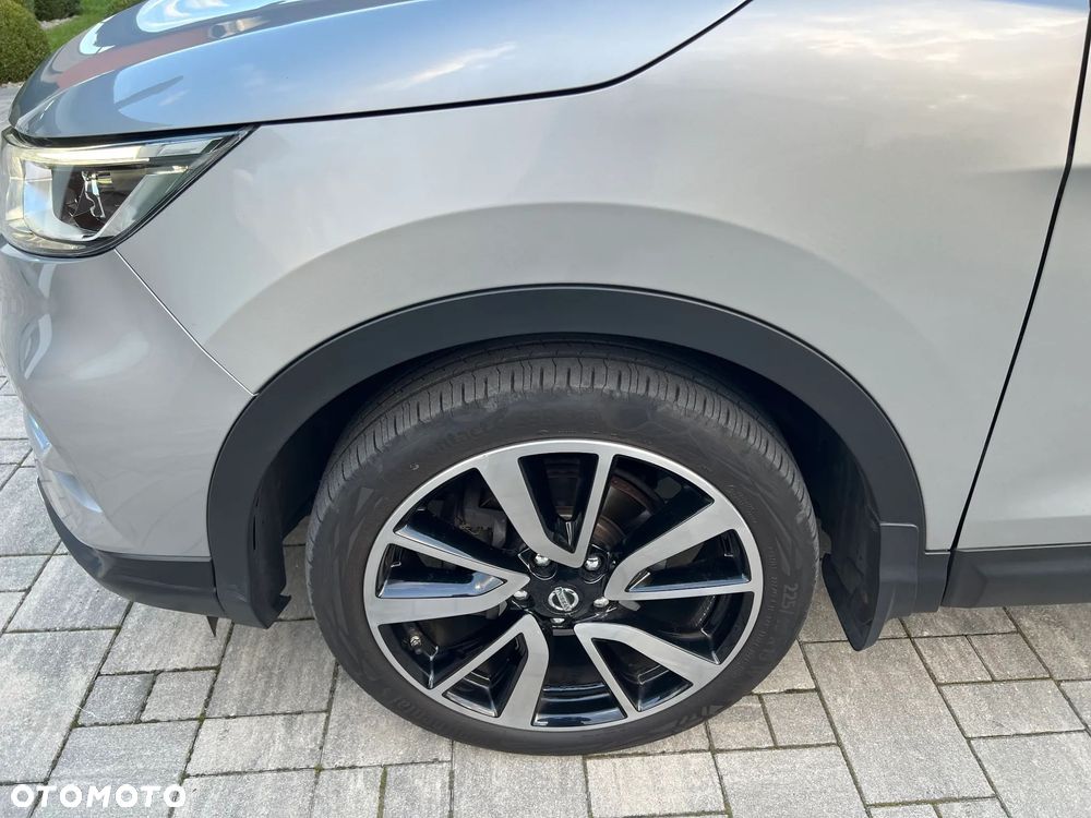 Nissan Qashqai 1.3 DIG-T N-Motion DCT - 16