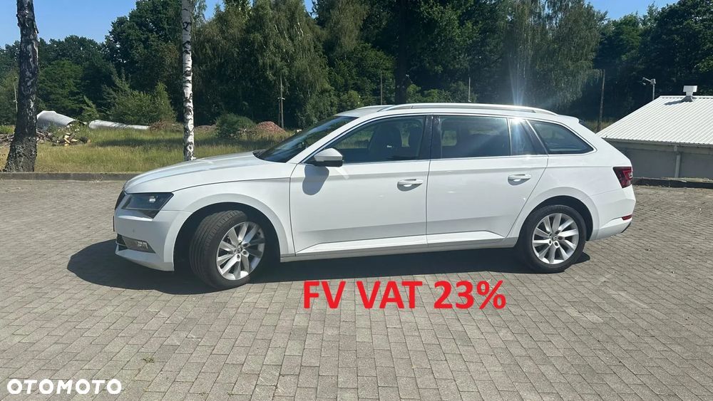 Skoda Superb 2.0 TDI Style DSG - 2