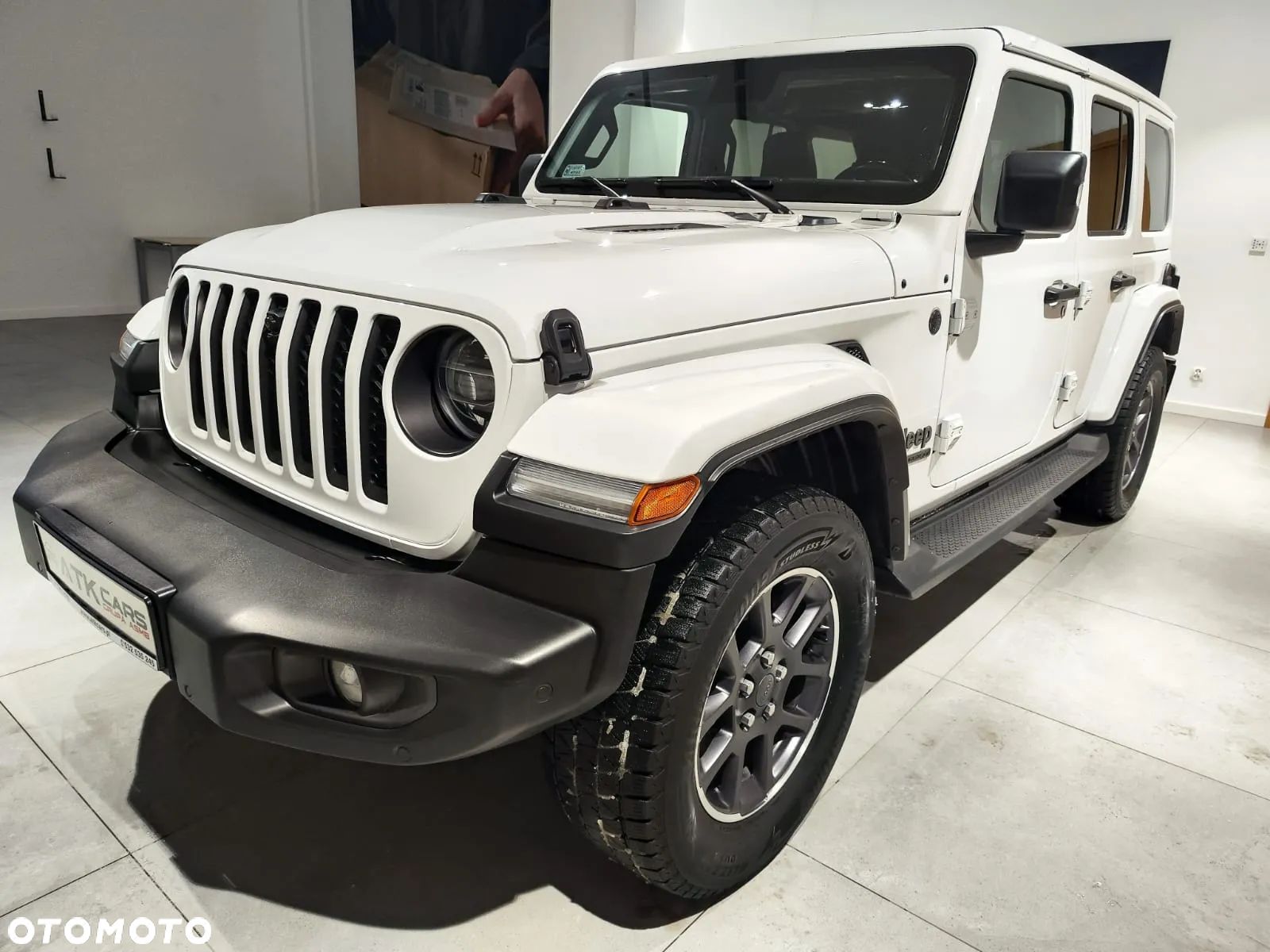 Jeep Wrangler - 1