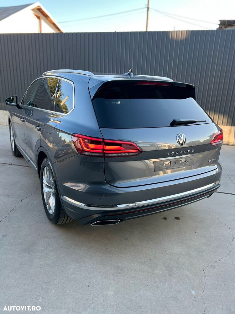 Volkswagen Touareg 3.0 V6 e-Hybrid 4Motion Aut. Elegance - 13