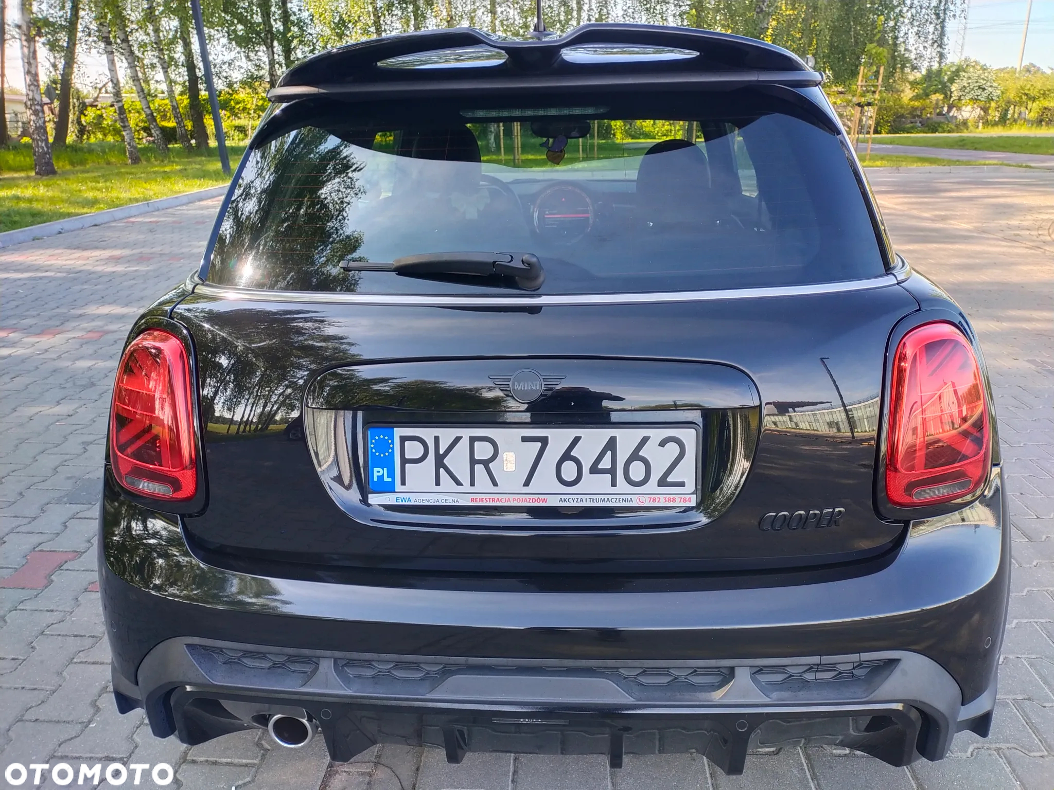 MINI Cooper John Works Trim - 4
