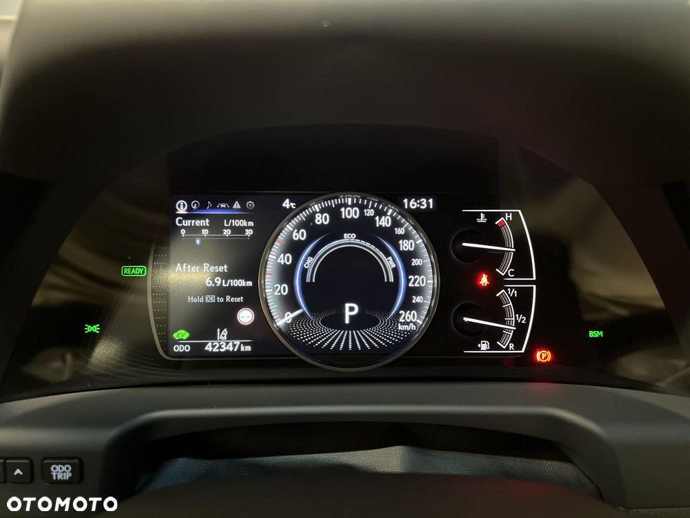 Lexus ES 300h Business Edition - 21