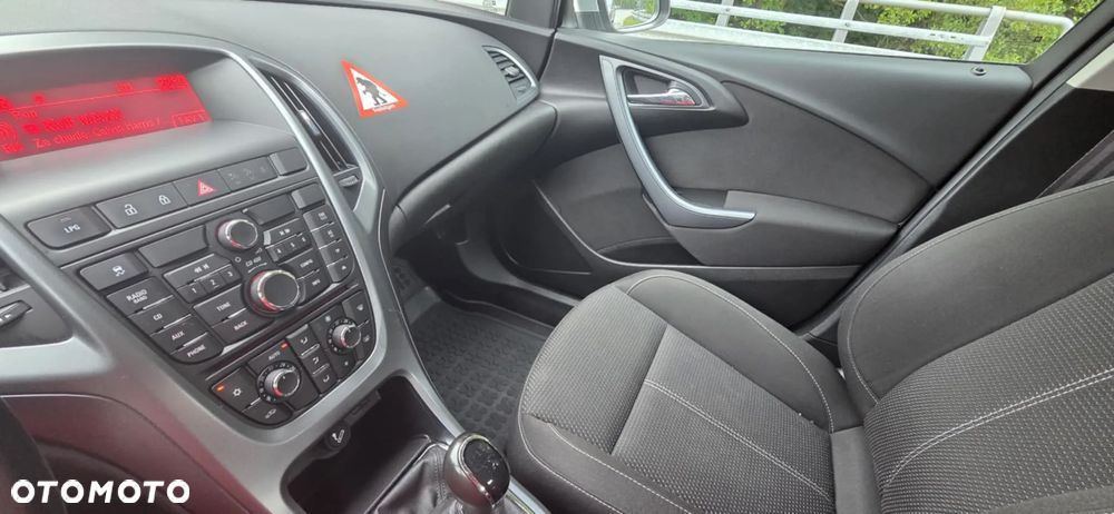 Opel Astra IV 1.4 T Enjoy - 2