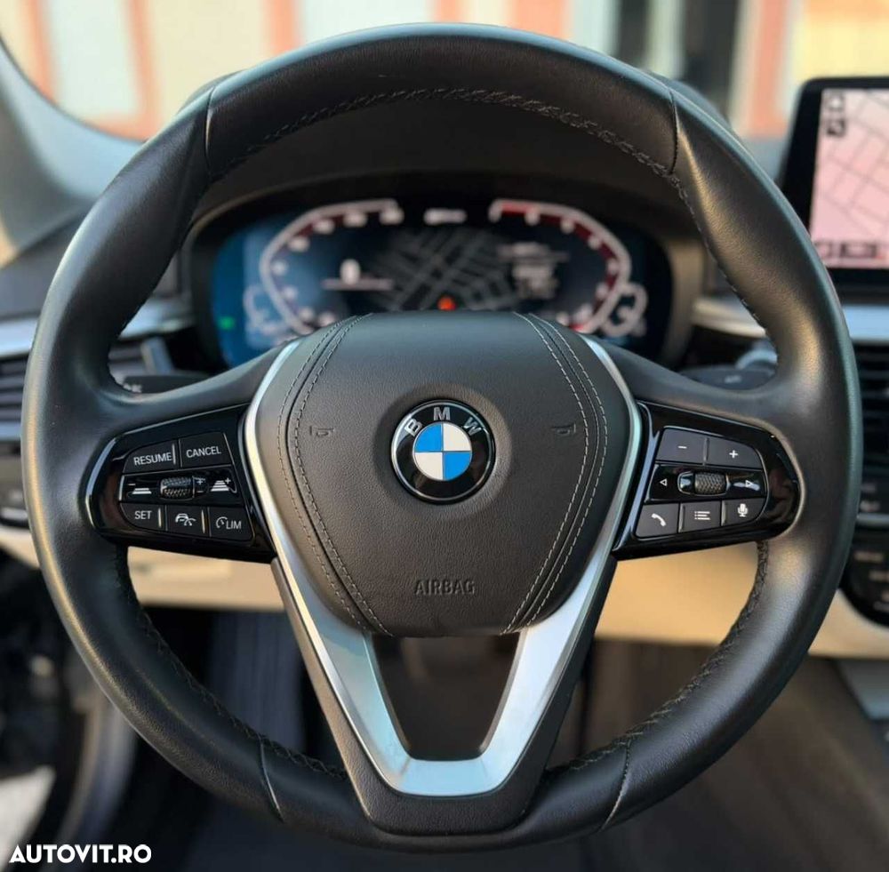 BMW 5 Series 2020 — imagine 22