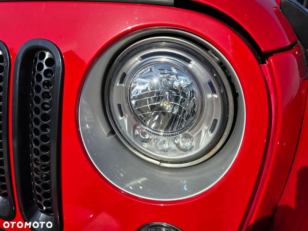 Jeep Wrangler Unlimited 3.6 Automatik Sahara - 29