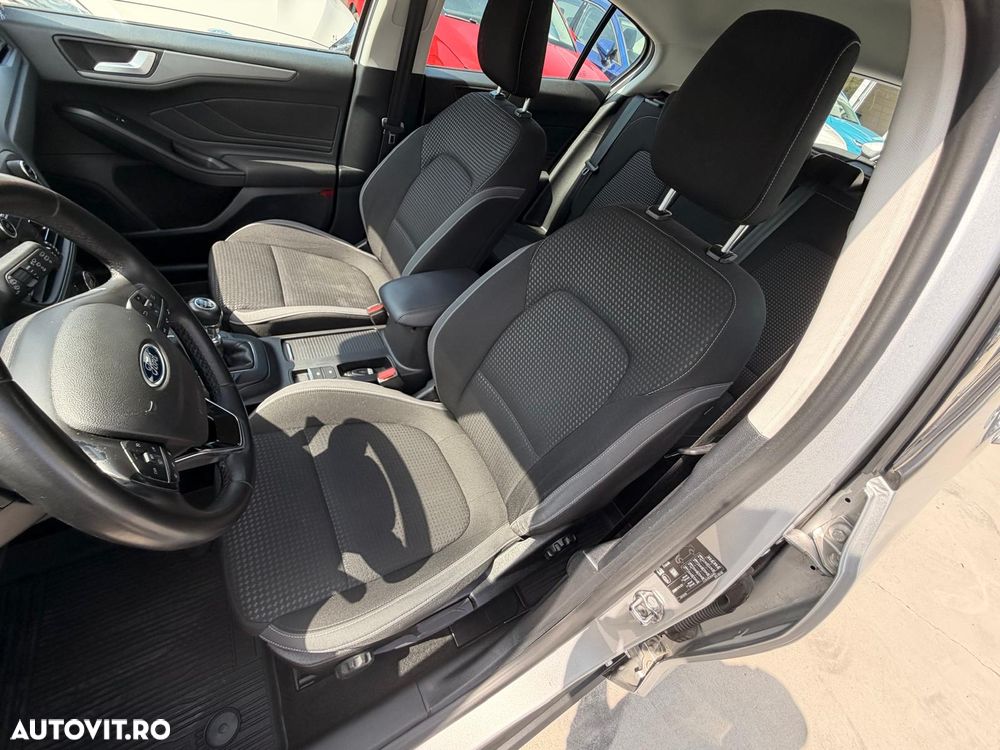 Ford Focus 1.5 EcoBlue Trend - 17