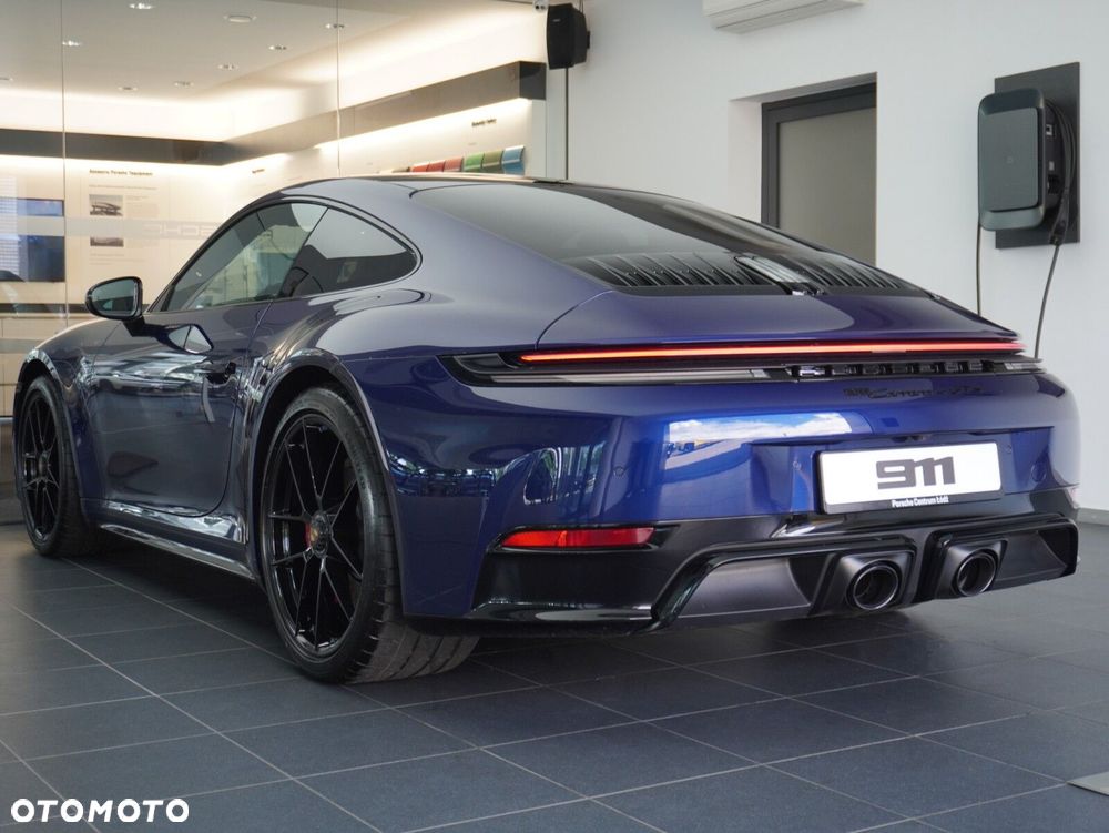 Porsche 911 - 18