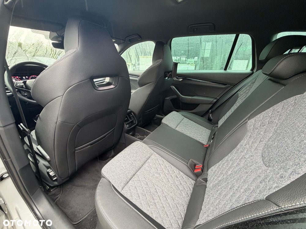Skoda Octavia 1.5 TSI mHEV Sportline DSG - 14