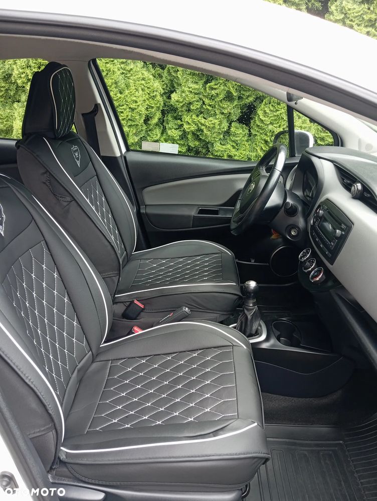 Toyota Yaris 1.0 Active EU6 - 13