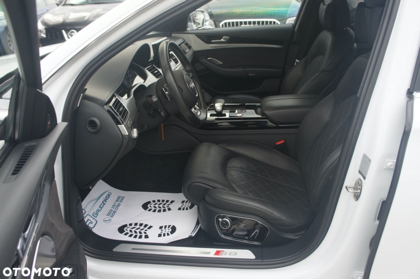 Audi S8 - 17