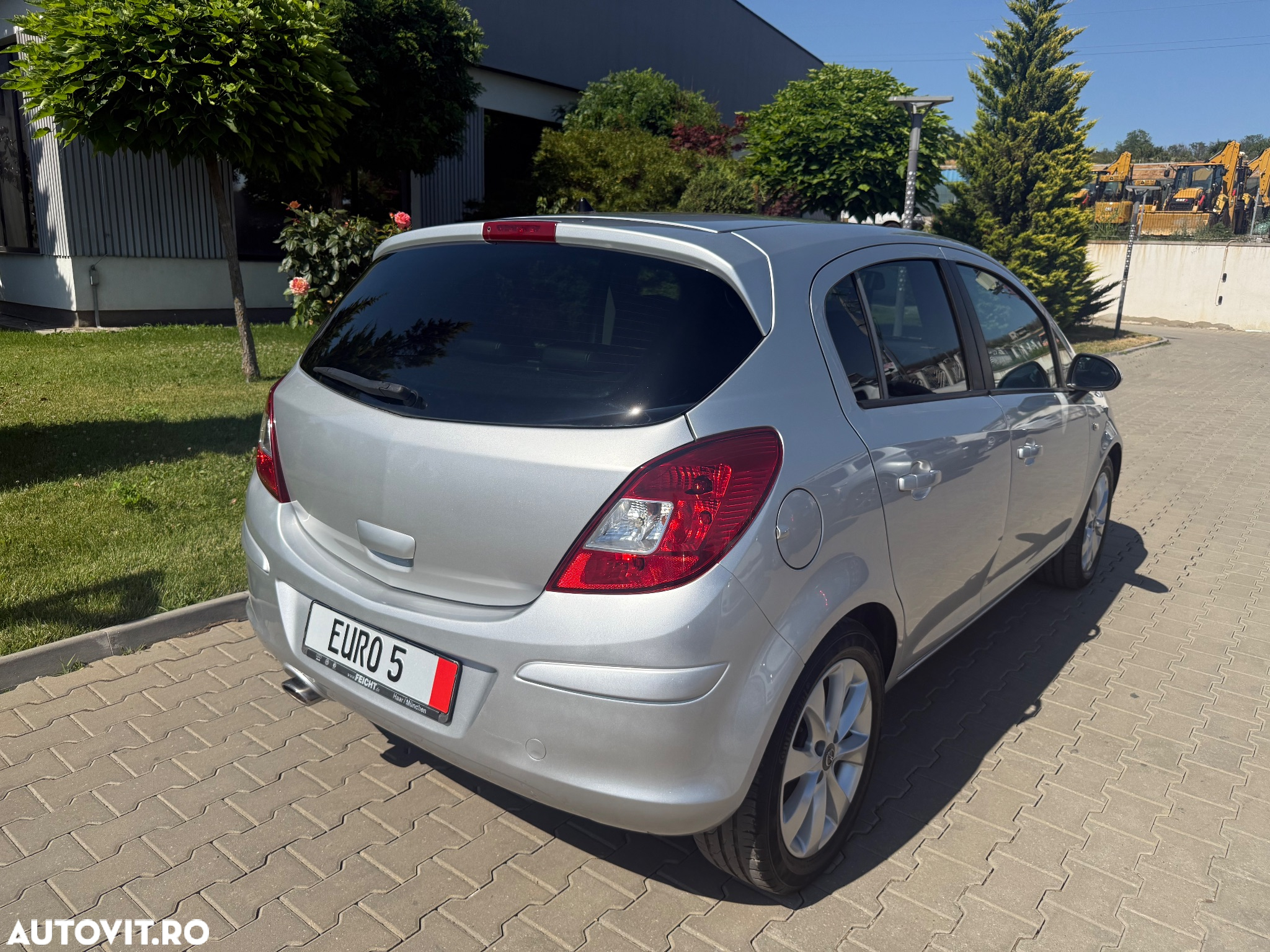 Opel Corsa 1.2i Cosmo - 9