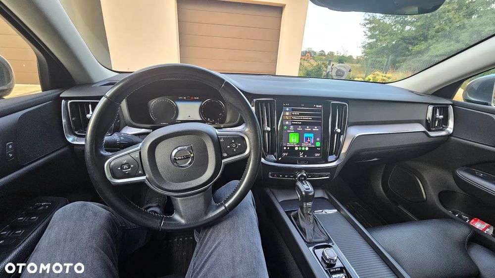 Volvo V60 D3 Momentum Pro - 8