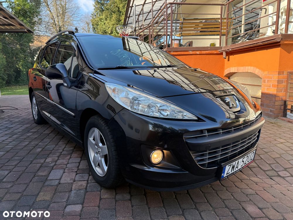 Peugeot 207 - 3