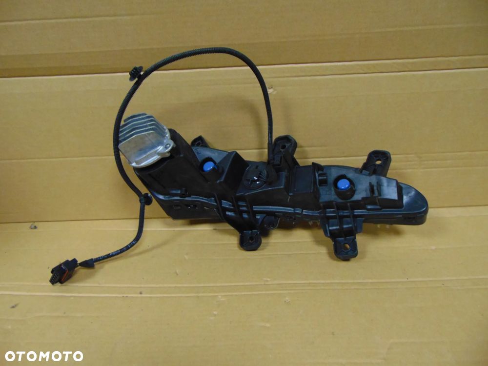 Halogen Drl Prawy PEUGEOT 208 II 2008 II 9824241180 - 2