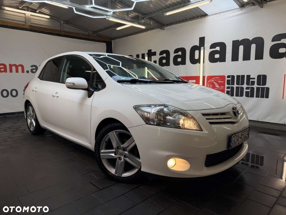 Toyota Auris - 16