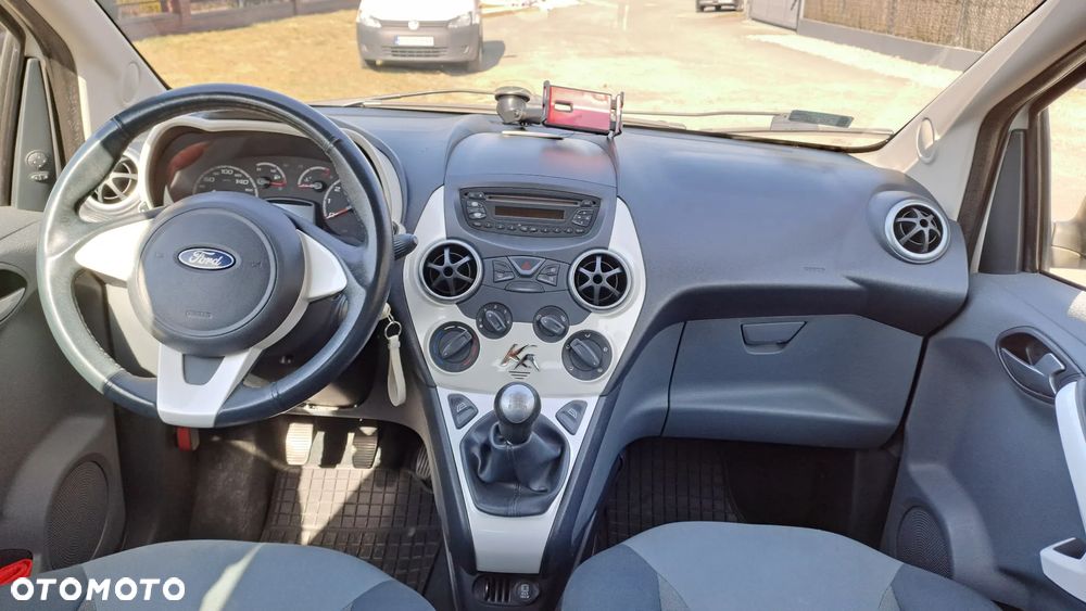 Ford KA 1.2 Titanium (air4) - 11