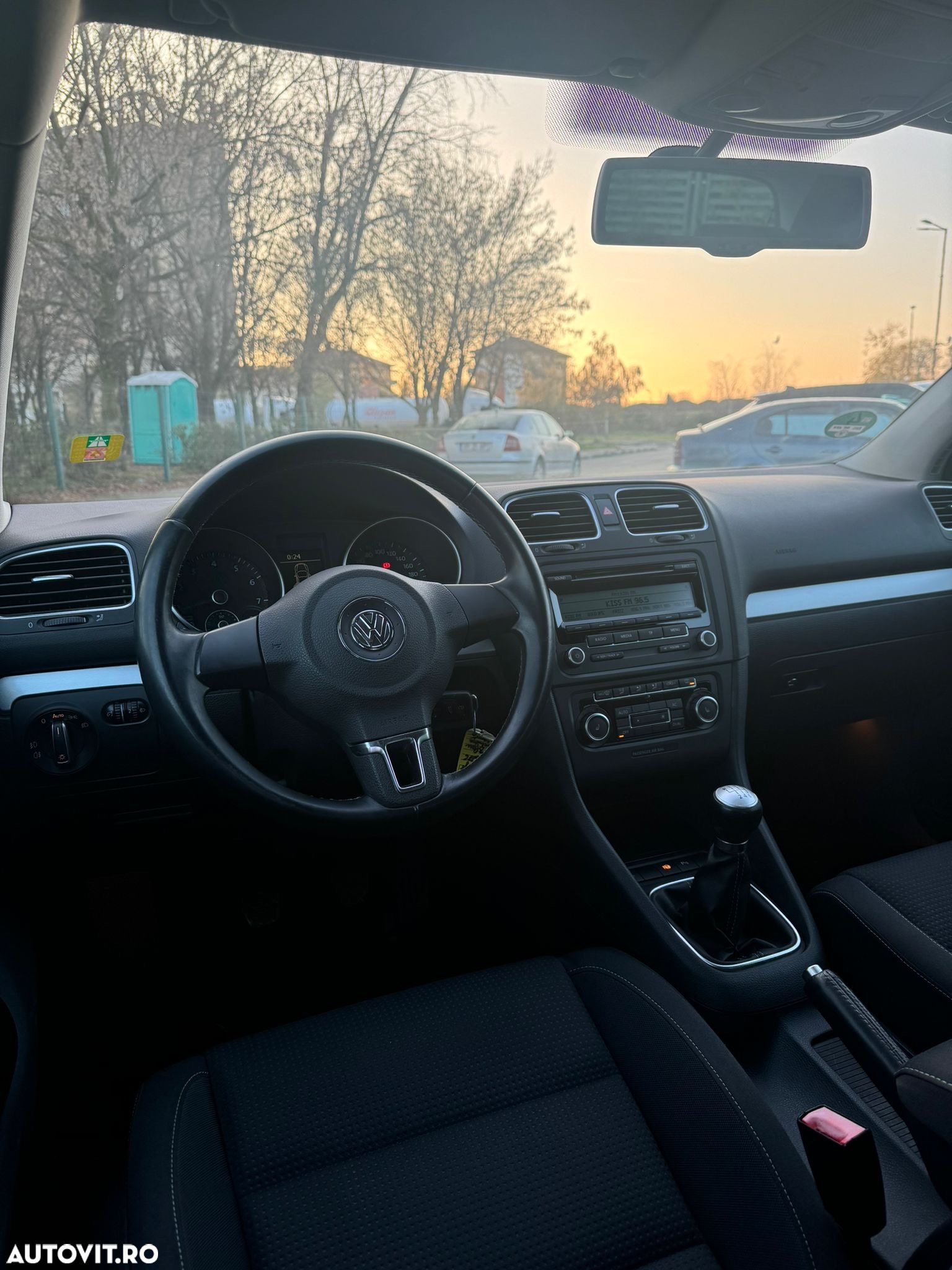 Volkswagen Golf 1.2 TSI BMT Highline - 16