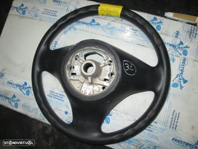 Volante 61644000 BMW E87 2007 BMW E81 2007 - 2