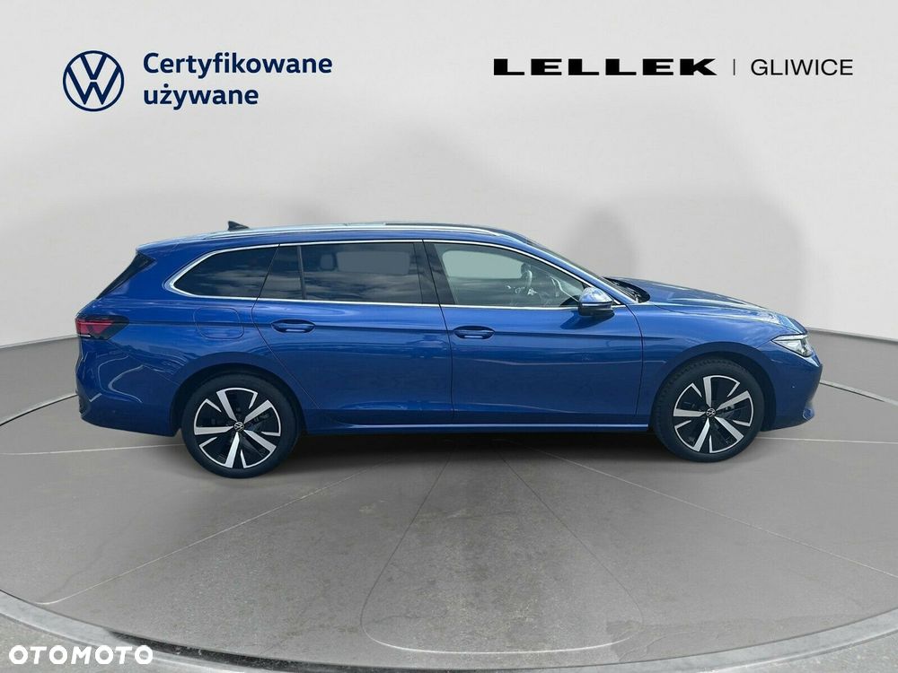 Volkswagen Passat - 4