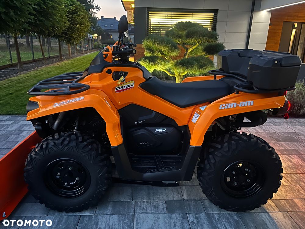 Can-Am Outlander - 1