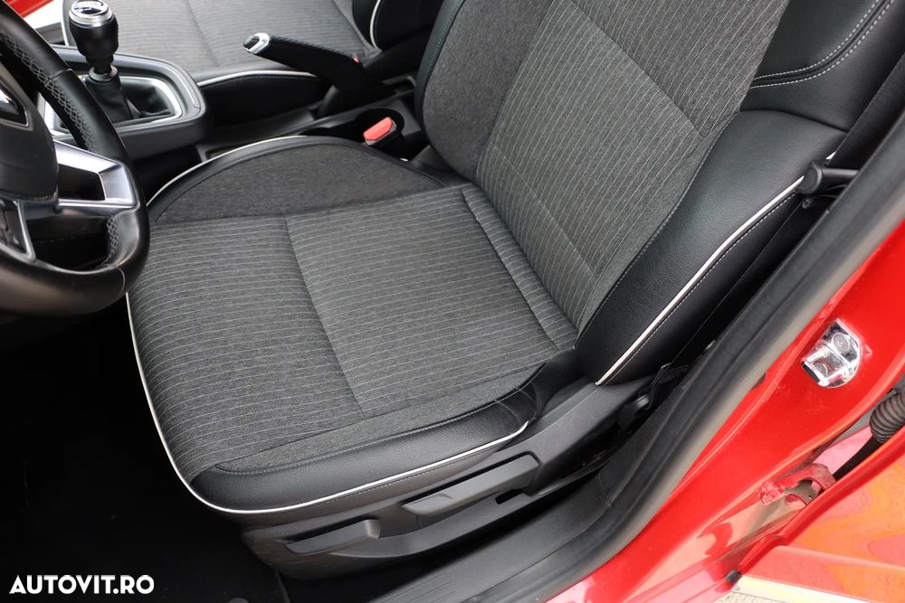 Renault Clio V Blue dCi Zen - 12